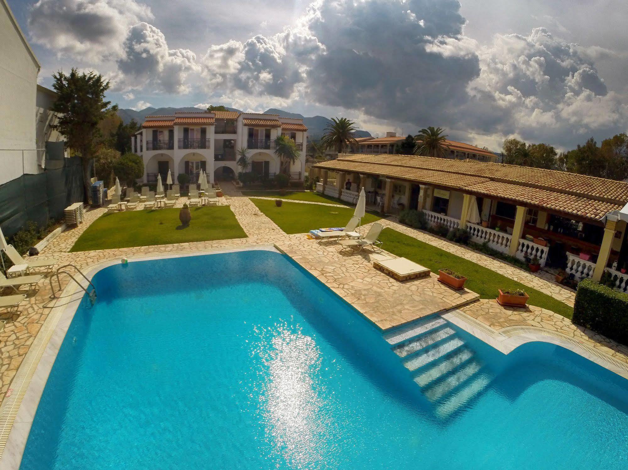 Filorian Hotel Apartments Acharavi (Corfu) Exterior foto